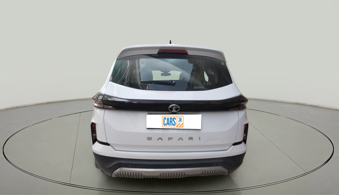 2024 Tata Safari ACCOMPLISHED PLUS DUAL TONE AT, Diesel, Automatic, 30,281 km, exterior