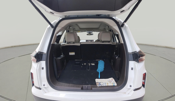 2024 Tata Safari ACCOMPLISHED PLUS DUAL TONE AT, Diesel, Automatic, 30,281 km, exterior