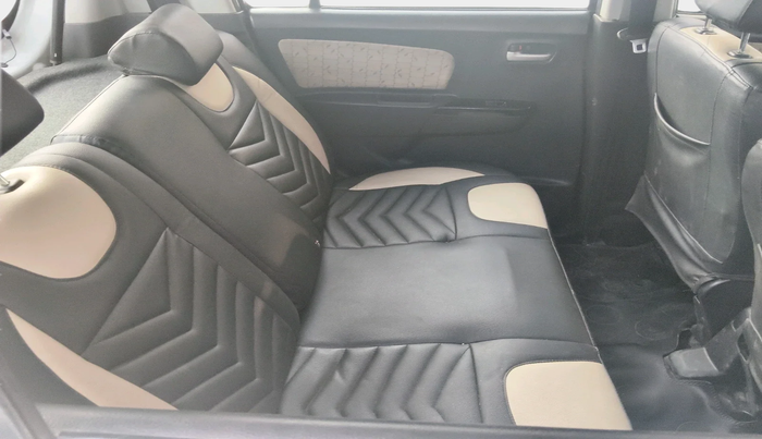 2017 Maruti Wagon R 1.0 VXI, Petrol, Manual, 36,892 km, interior