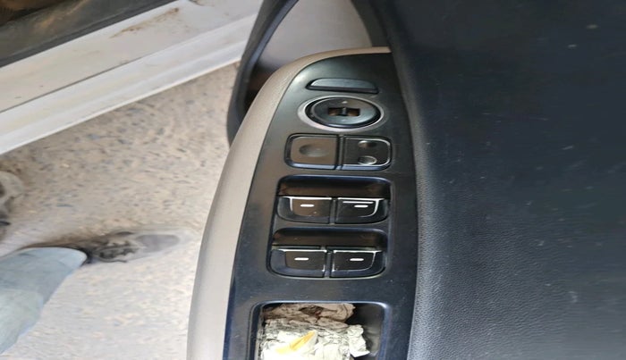 2014 Hyundai Grand i10 SPORTZ 1.1 CRDI, Diesel, Manual, 82,096 km, interior