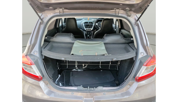 2016 Tata Tiago XT PETROL, Petrol, Manual, 48,036 km, exterior