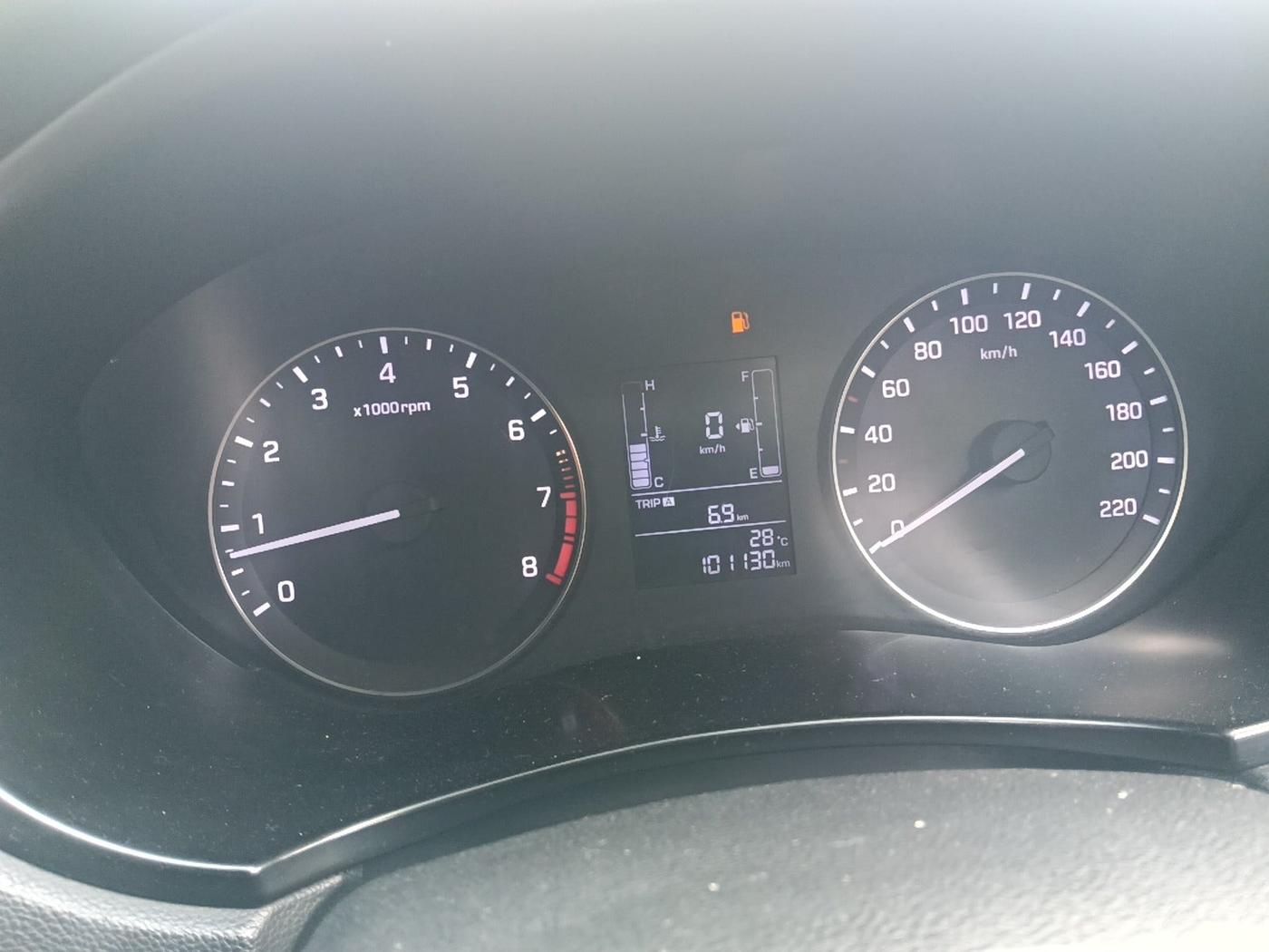 2015 Hyundai i20 Active 1.2 S, Petrol, Manual, 1,01,130 km, interior