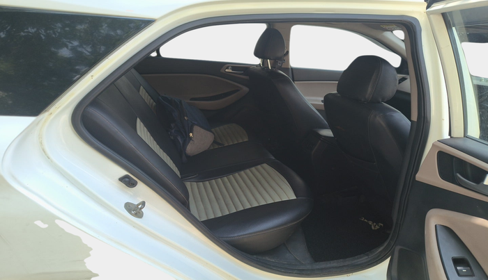 2019 Hyundai Elite i20 ASTA 1.2 (O), Petrol, Manual, 1,09,110 km, interior