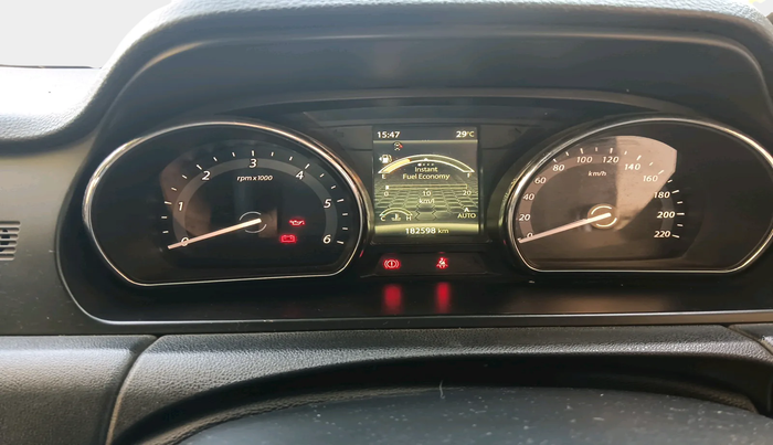 2018 Tata Hexa XM 4X2 7 STR, Diesel, Manual, 1,82,598 km, interior