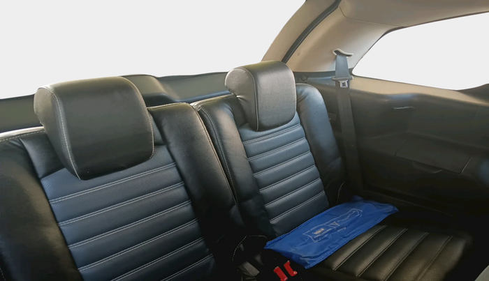 2018 Tata Hexa XM 4X2 7 STR, Diesel, Manual, 1,82,598 km, interior