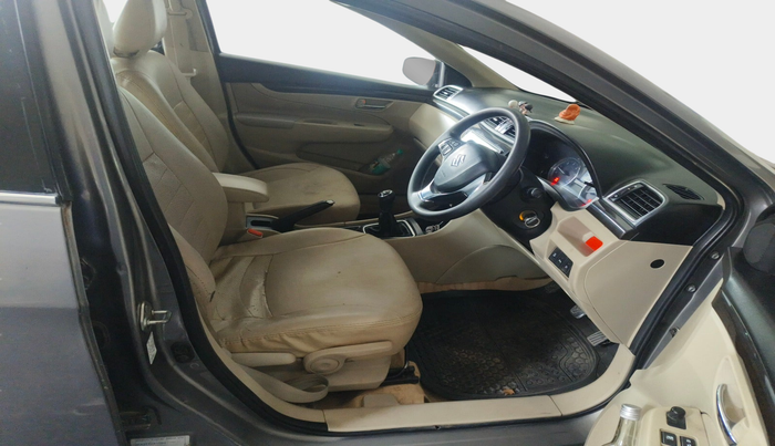2017 Maruti Ciaz DELTA DIESEL 1.3, Diesel, Manual, 2,16,430 km, interior