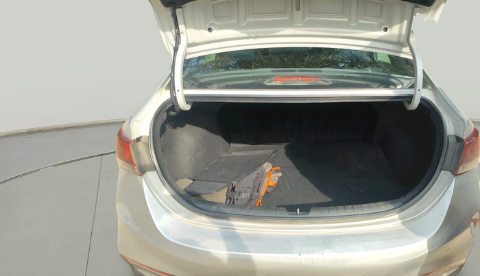 2017 Hyundai Verna 1.6 SX (O) CRDI MT, Diesel, Manual, 1,10,754 km, exterior