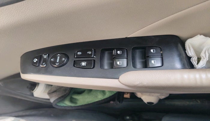 2017 Hyundai Verna 1.6 SX (O) CRDI MT, Diesel, Manual, 1,10,754 km, interior