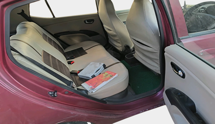 2013 Hyundai i10 SPORTZ 1.2, Petrol, Manual, 60,077 km, interior