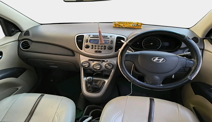 2013 Hyundai i10 SPORTZ 1.2, Petrol, Manual, 60,077 km, interior