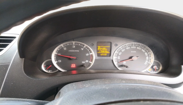 2015 Maruti Swift VDI, Diesel, Manual, 1,75,835 km, interior