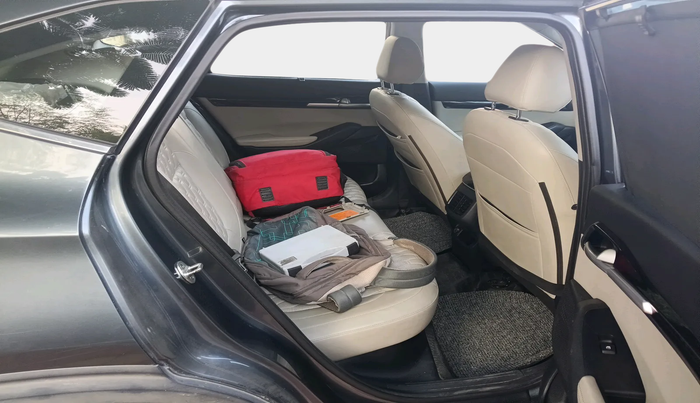 2019 KIA SELTOS HTX 1.5 DIESEL, Diesel, Manual, 2,10,241 km, interior