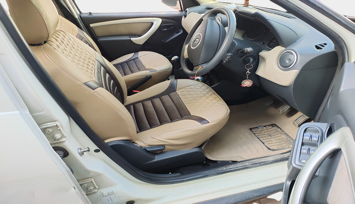 2014 Renault Duster 85 PS RXL DIESEL, Diesel, Manual, 1,68,334 km, interior