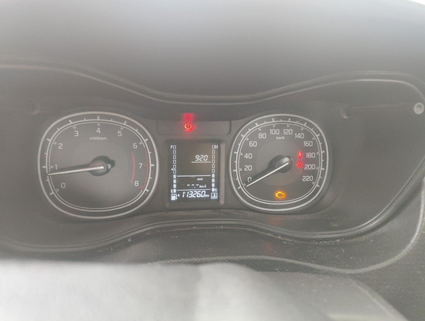 2020 Maruti Vitara Brezza LXI, Petrol, Manual, 1,13,260 km, interior