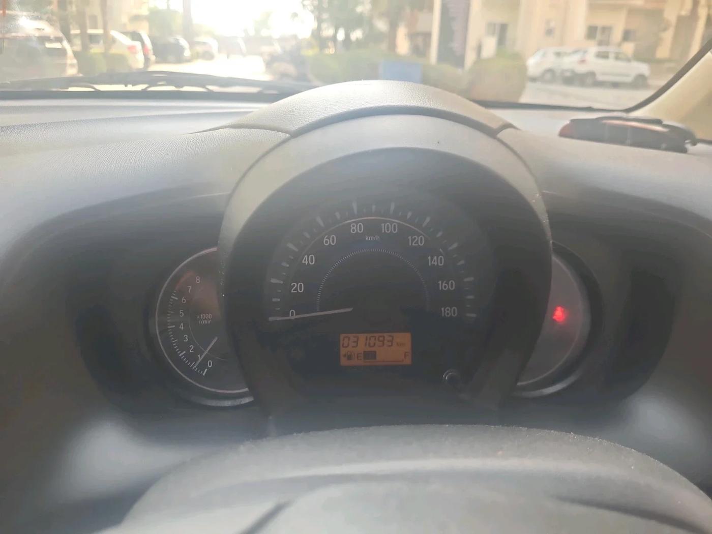 2015 Honda Amaze 1.2L I-VTEC S, Petrol, Manual, 31,093 km, interior