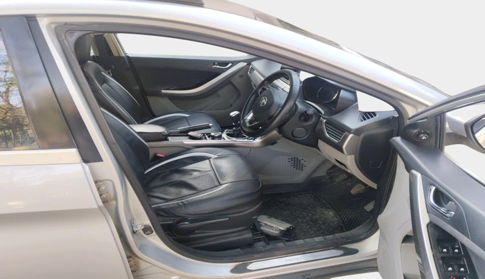 2017 Tata NEXON XZ PLUS DIESEL, Diesel, Manual, 1,53,422 km, interior