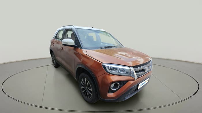 2020 Toyota URBAN CRUISER PREMIUM GRADE AT DUAL TONE, Petrol, Automatic, 1,08,841 km, exterior