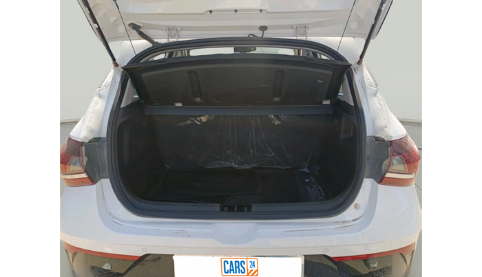 2024 Hyundai NEW I20 ASTA (O) 1.2 MT, Petrol, Manual, 17,717 km, exterior