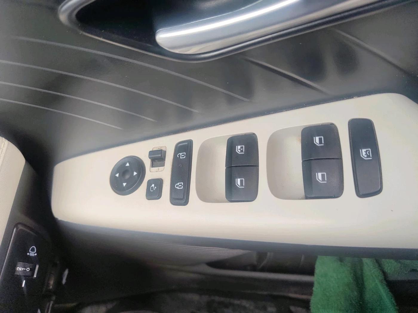 2023 Hyundai Verna SX 1.5 l MPI, Petrol, Manual, 1,10,435 km, interior