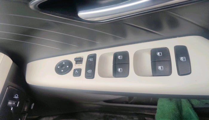 2023 Hyundai Verna SX 1.5 l MPI, Petrol, Manual, 1,10,435 km, interior