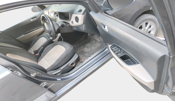 2013 Hyundai Grand i10 ASTA 1.2 KAPPA VTVT, Petrol, Manual, 84,779 km, interior