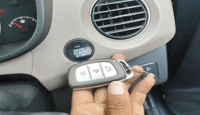 2013 Hyundai Grand i10 ASTA 1.2 KAPPA VTVT, Petrol, Manual, 84,779 km, interior