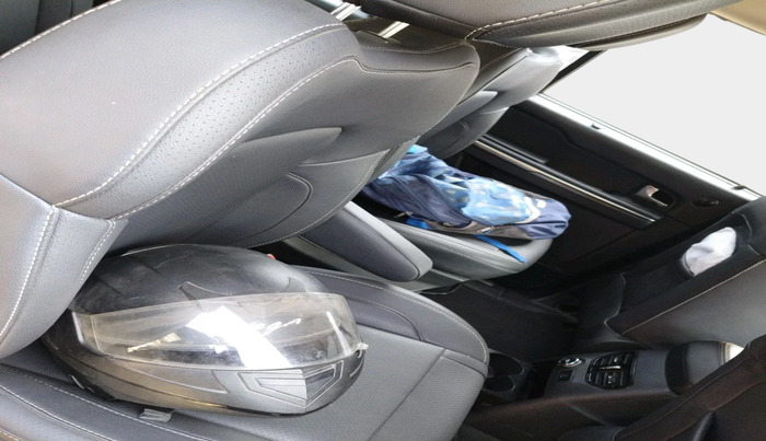 2017 Tata Hexa XTA 4X2 7 STR, Diesel, Automatic, 1,68,751 km, interior