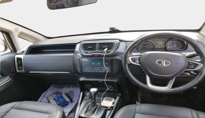 2017 Tata Hexa XTA 4X2 7 STR, Diesel, Automatic, 1,68,751 km, interior