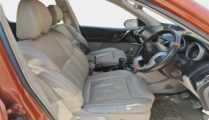 2015 Mahindra XUV500 W10, Diesel, Manual, 42,473 km, interior