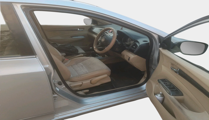 2013 Honda City 1.5L I-VTEC V MT, Petrol, Manual, 1,40,867 km, interior