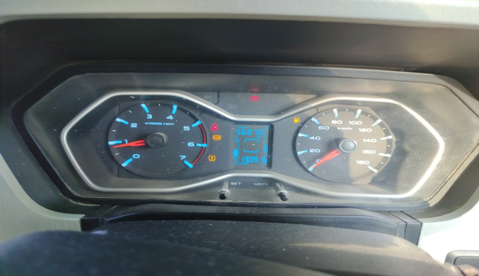 2019 Mahindra Scorpio S11 2WD, Diesel, Manual, 1,30,916 km, interior