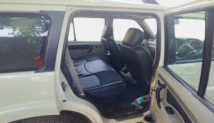 2019 Mahindra Scorpio S11 2WD, Diesel, Manual, 1,30,916 km, interior