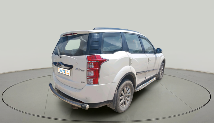 2015 Mahindra XUV500 W8, Diesel, Manual, 1,33,805 km, exterior
