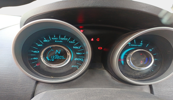 2015 Mahindra XUV500 W8, Diesel, Manual, 1,33,805 km, interior