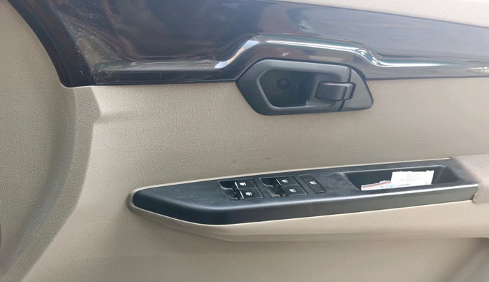 2016 Mahindra Kuv100 K6 PLUS 6 STR, Petrol, Manual, 1,07,693 km, interior
