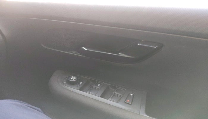 2022 Tata ALTROZ XZ PLUS PETROL DARK EDITION, Petrol, Manual, 41,064 km, interior