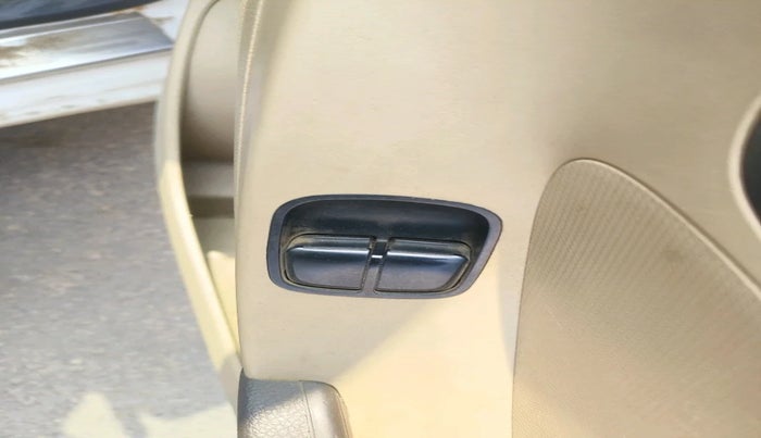 2014 Hyundai Eon ERA + LPG, Petrol, Manual, 79,913 km, interior