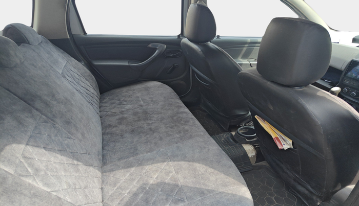 2014 Renault Duster 85 PS RXE DIESEL, Diesel, Manual, 1,30,846 km, interior