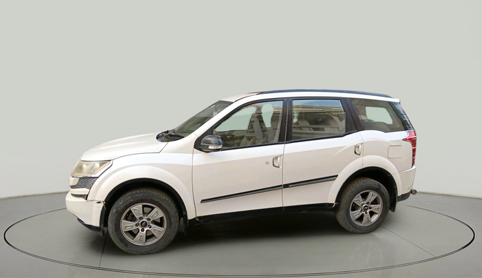 2013 Mahindra XUV500 W8, Diesel, Manual, 1,12,014 km, exterior