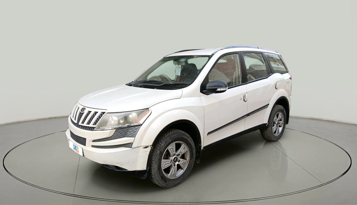 2013 Mahindra XUV500 W8, Diesel, Manual, 1,12,014 km, exterior