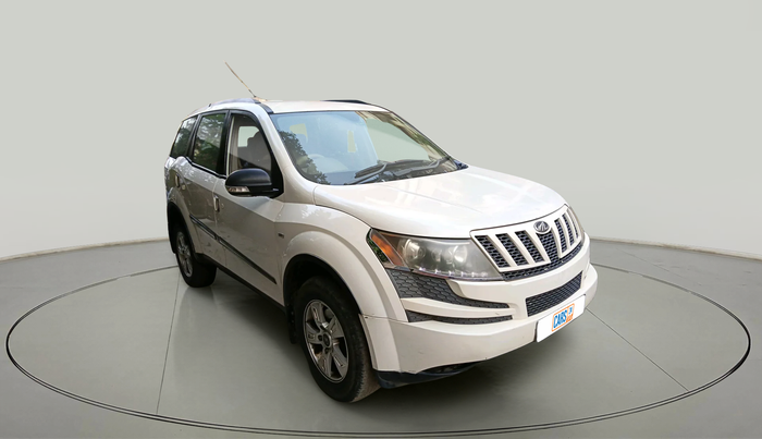2013 Mahindra XUV500 W8, Diesel, Manual, 1,12,014 km, exterior
