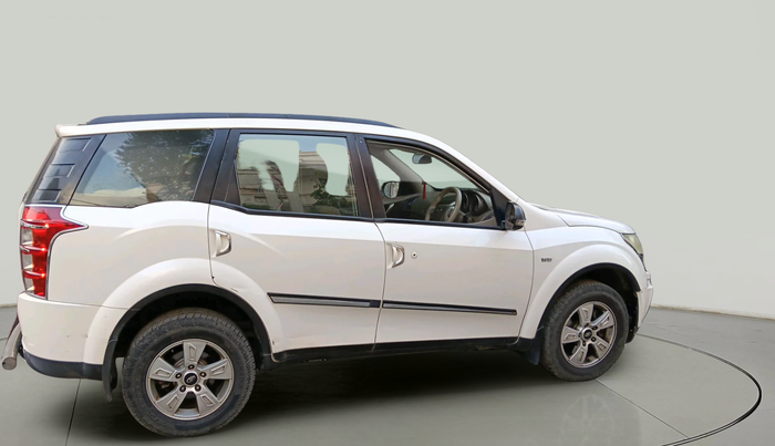 2013 Mahindra XUV500 W8, Diesel, Manual, 1,12,014 km, exterior