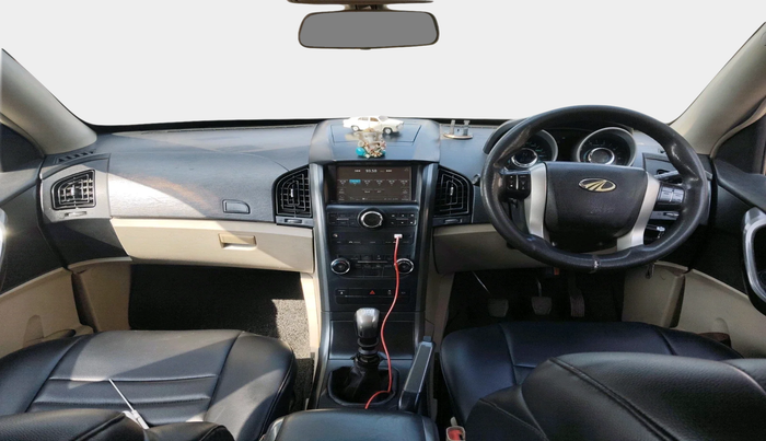 2017 Mahindra XUV500 W6, Diesel, Manual, 80,139 km, interior