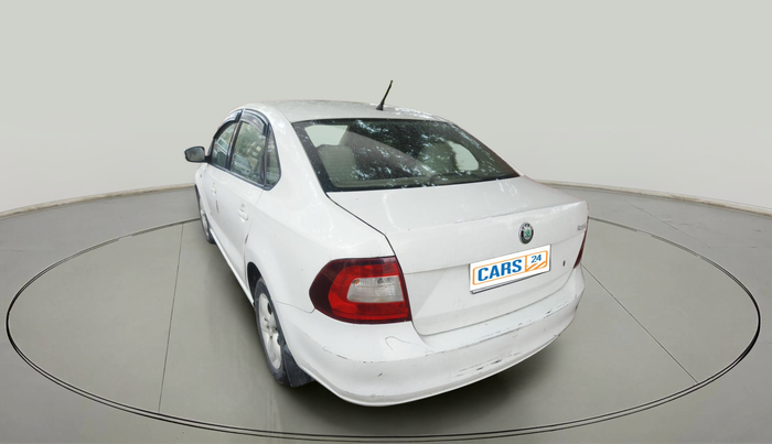 2012 Skoda Rapid ELEGANCE 1.6 TDI CR MT, Diesel, Manual, 1,38,292 km, exterior