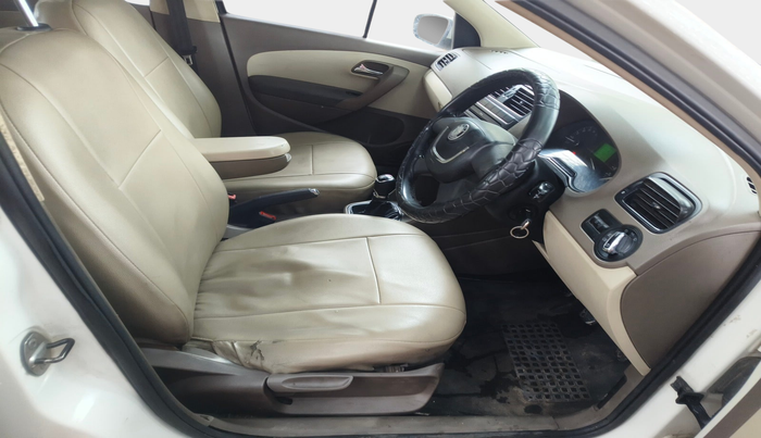 2012 Skoda Rapid ELEGANCE 1.6 TDI CR MT, Diesel, Manual, 1,38,292 km, interior