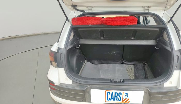 2024 Hyundai VENUE S 1.2, Petrol, Manual, 13,994 km, exterior