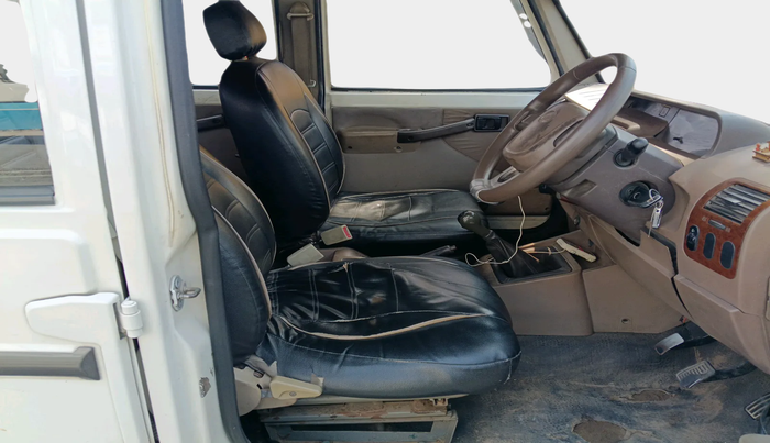 2014 Mahindra Bolero SLX BS IV, Diesel, Manual, 1,94,594 km, interior