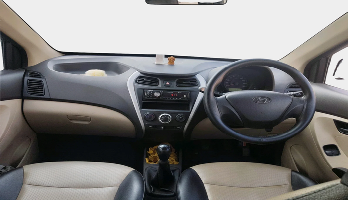 2016 Hyundai Eon ERA +, Petrol, Manual, 12,559 km, interior