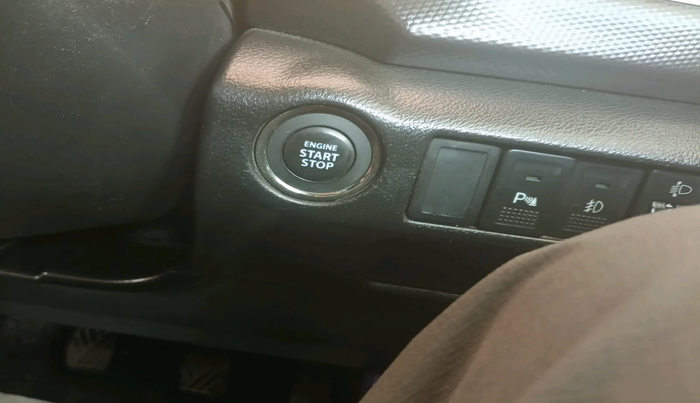 2017 Maruti S Cross ALPHA 1.3, Diesel, Manual, 1,18,998 km, interior