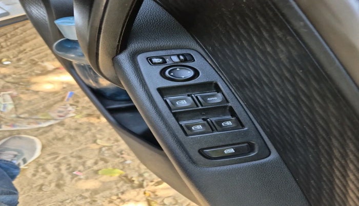 2021 Renault Kiger RXZ MT, Petrol, Manual, 41,707 km, interior